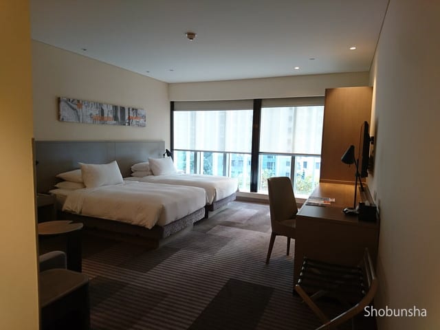 客室全体(入口方向)