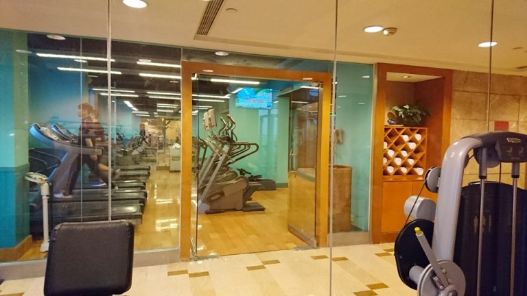 1202_ホテル内の特徴的な施設-ジム