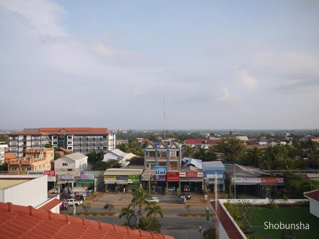 05 その他 ホテル屋上からアンコールワット方向の眺め2