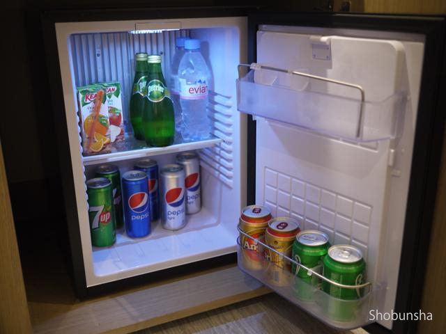 14 冷蔵庫(開けた状態)1