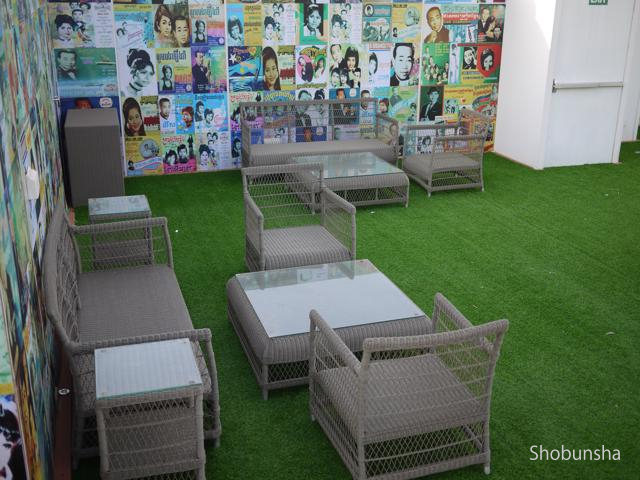 01 外観(入口) upperdeck6