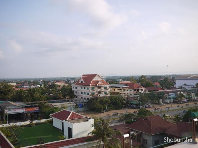 05 その他 ホテル屋上からアンコールワット方向の眺め3