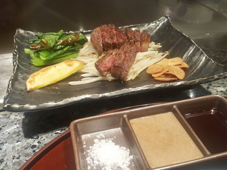 館内レストラン料理_1(22階鉄板焼き恵比寿・ロース)