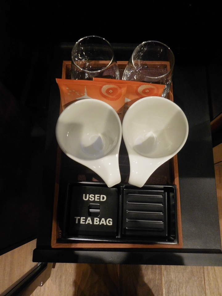 グラス・カップ