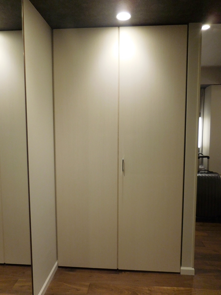 クローゼット 閉じた状態