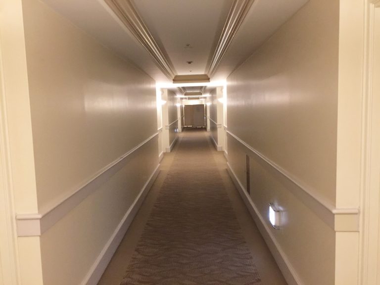 客室階廊下全体