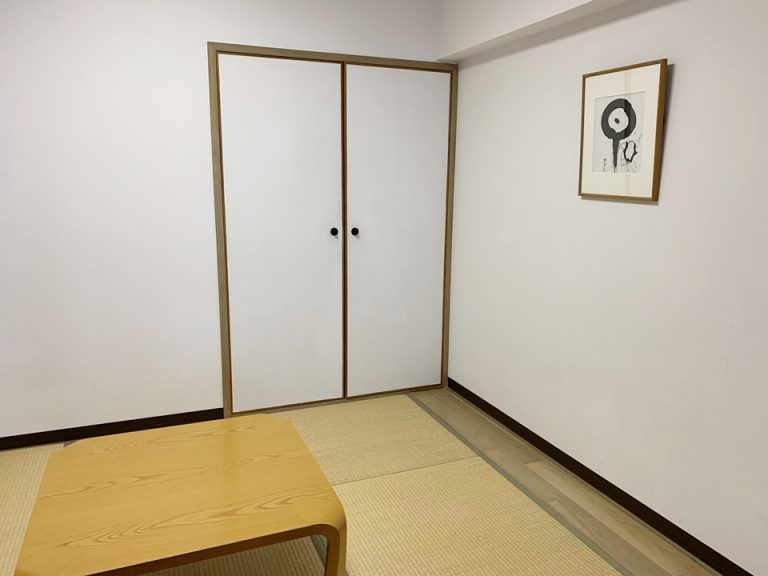 押入れ外