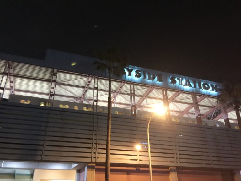最寄り駅ベーサイドステーション
