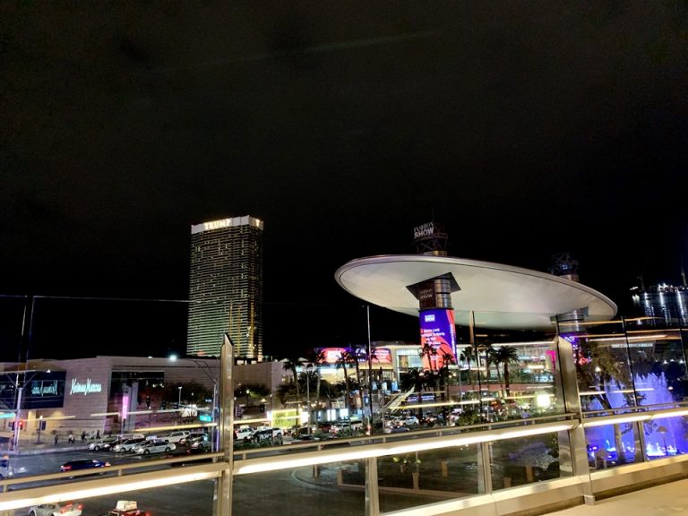 観光スポット(ファッションショーモール)