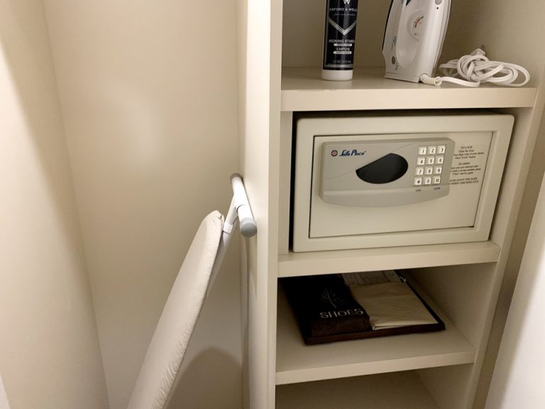 セーフティボックス(閉じた状態)