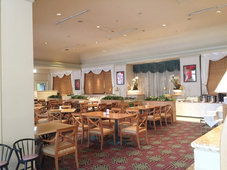 朝食会場内観1