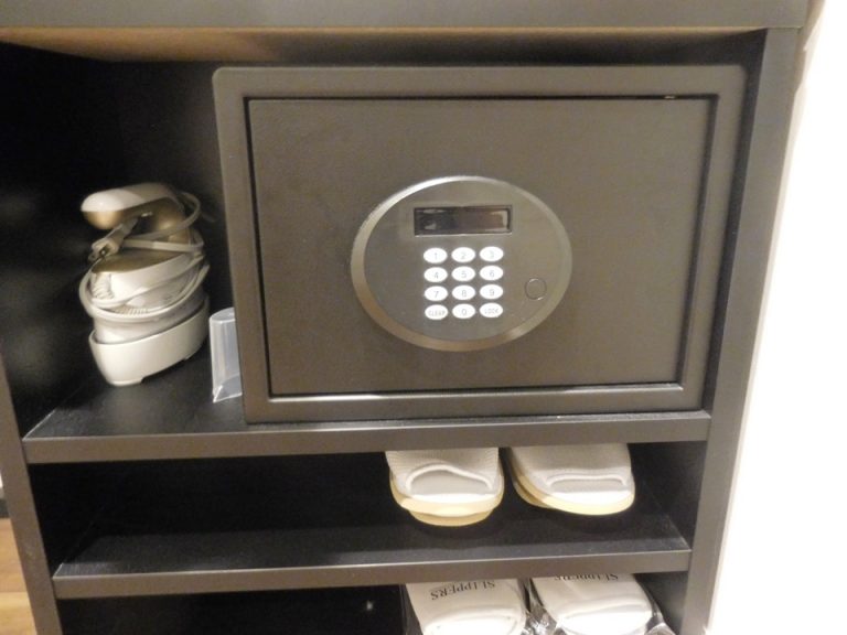 セーフティボックス 閉じた状態