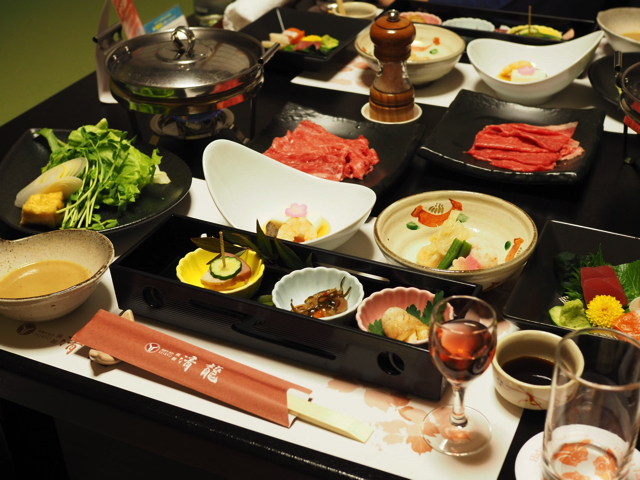 夕食 飛騨牛を堪能できる内容でした 肉質も非常によかったです copy