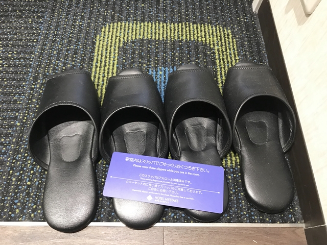 客室内用のスリッパ