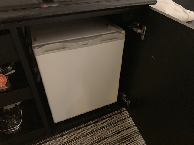 冷蔵庫閉じた状態