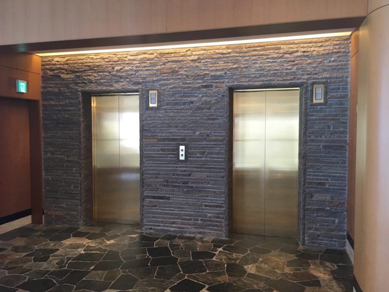 フロント階エレベーター