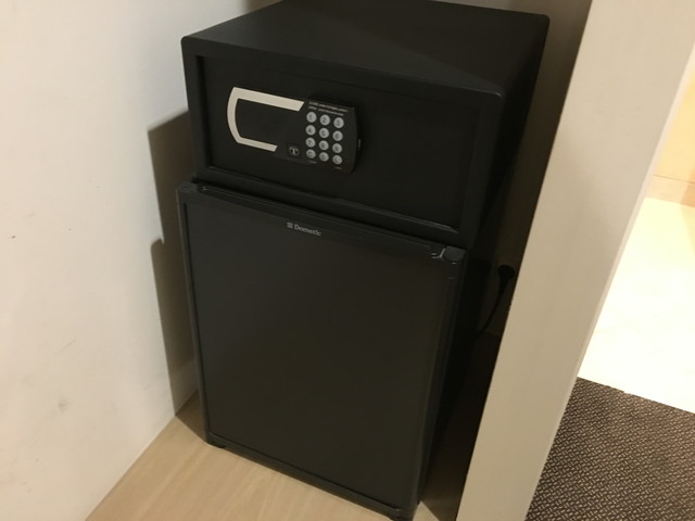 客室 セキュリティボックス