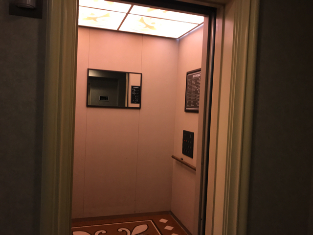 エレベーター 内観 copy copy