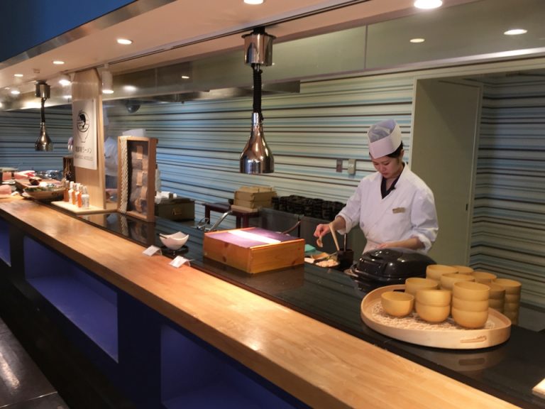 ビュッフェレストラン特別メニュー