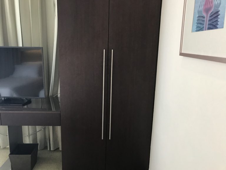 クローゼットクローズ