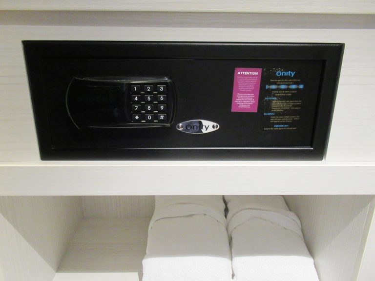 セーフティーボックス