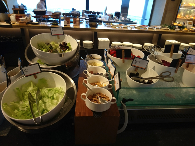 朝食 サラダ copy