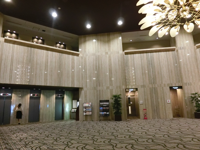 エレベーターホール copy