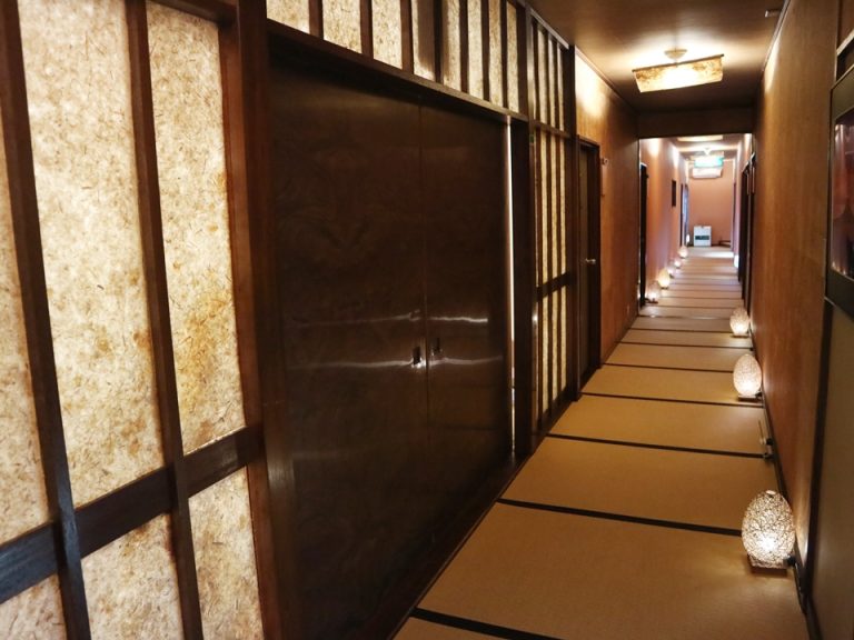 朝食会場入り口