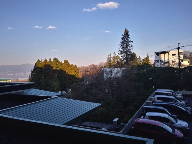 窓の外左側 copy