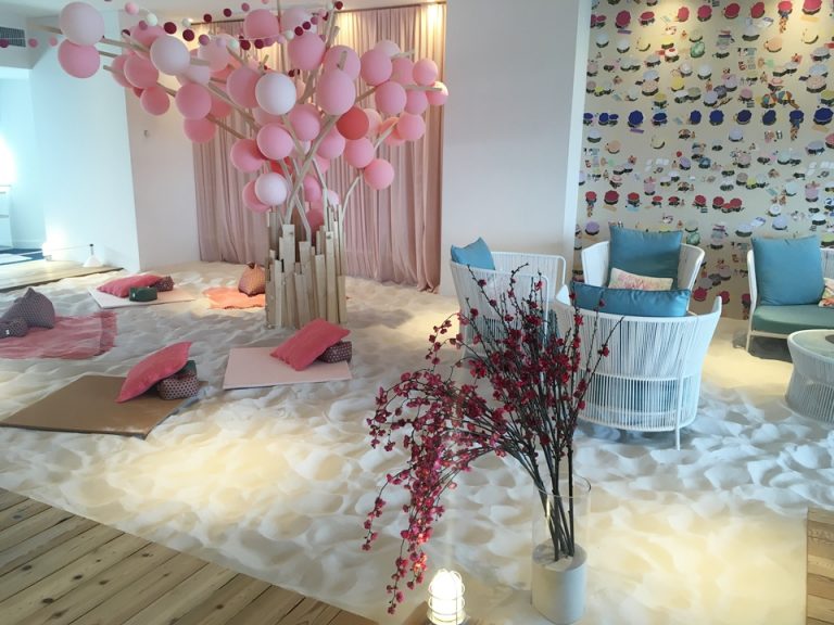 一足早く春を頼める空中梅園のイベント中でした。