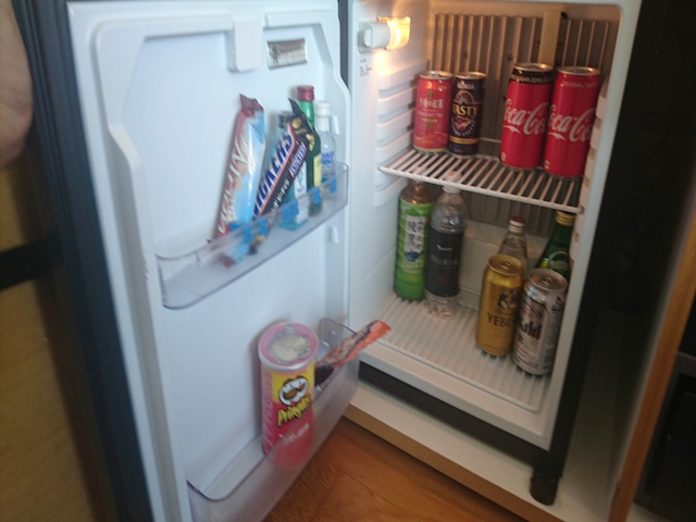 ジュースの他にもお菓子がありました。
