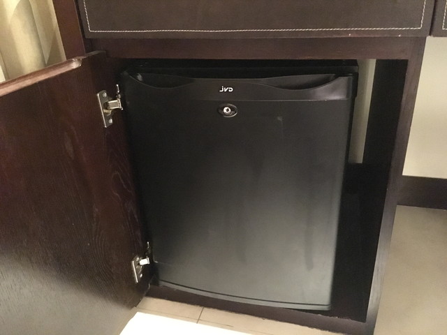 冷蔵庫(閉じた状態)