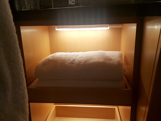 アメニティー_4(バスタオル)