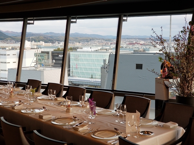 14F回転展望レストラン内観 素晴らしい展望でした 1