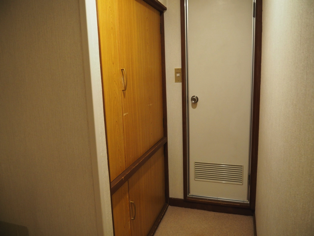 押し入れ外観 閉じた状態 クローゼットではありません copy