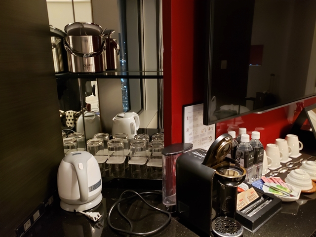 ミニバー・カフェコーナー・ポットなど