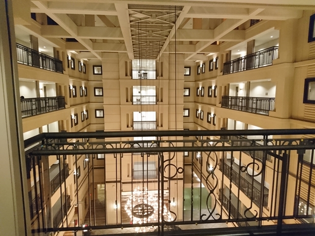 客室階エレベーターホール