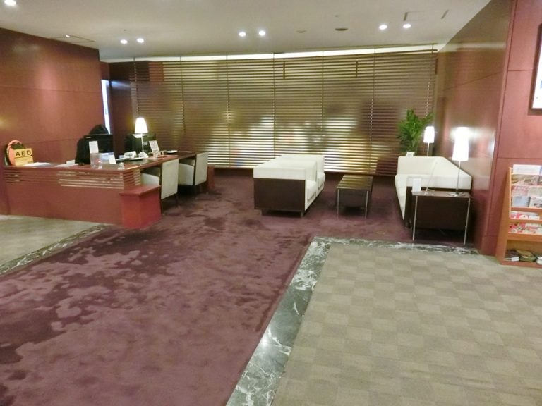 フロントデスク