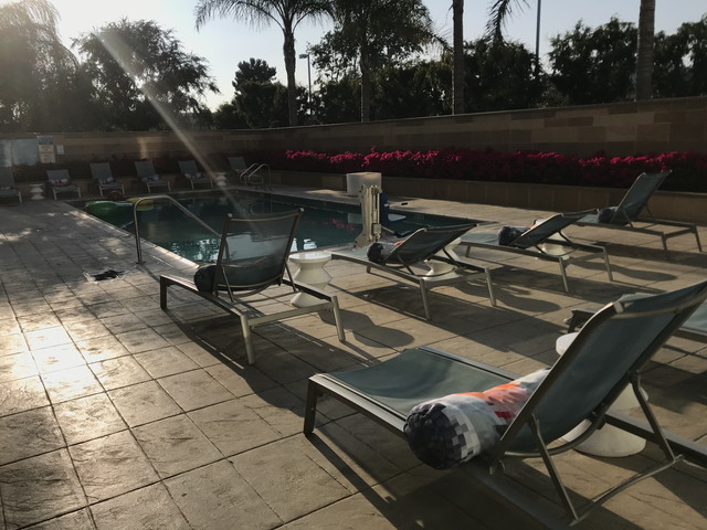 サンセット プール