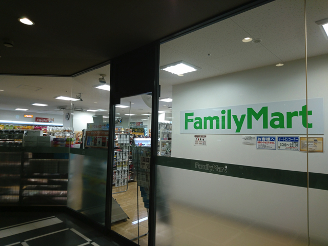 アーケード内 コンビニ copy