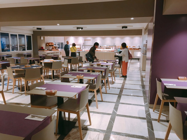 朝食バイキング