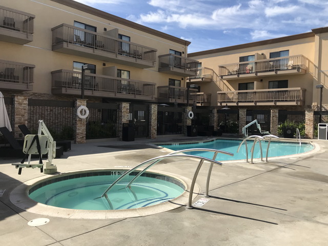 プールジャグジー