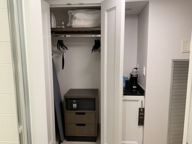 クローゼット開けた状態