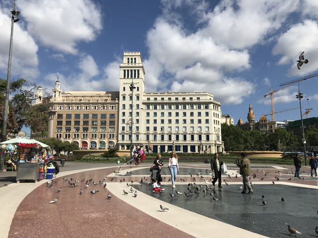 観光スポット(カタルーニャ広場)