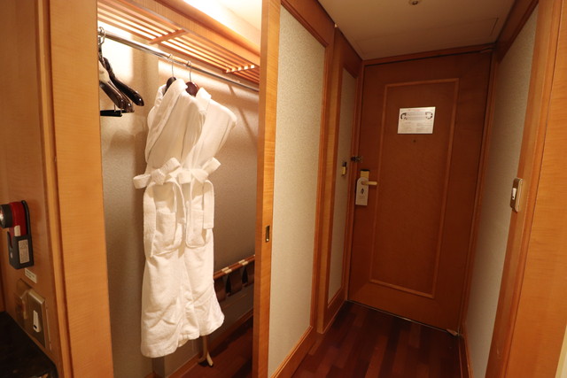 クローゼット(開いた状態)