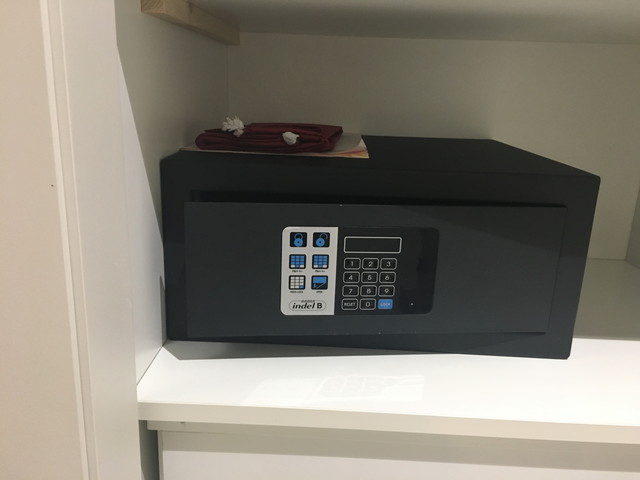 客室 セキュリティボックス(1)