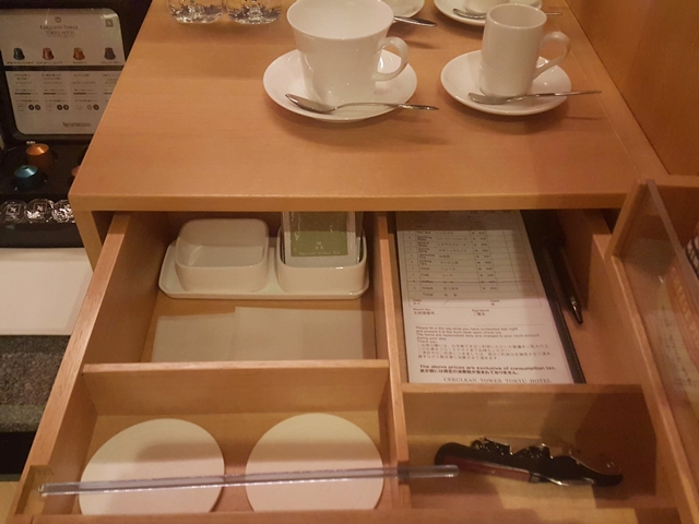 ミニバー・カフェコーナー4(茶)