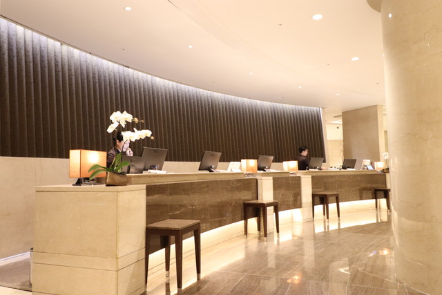 フロントカウンター_3