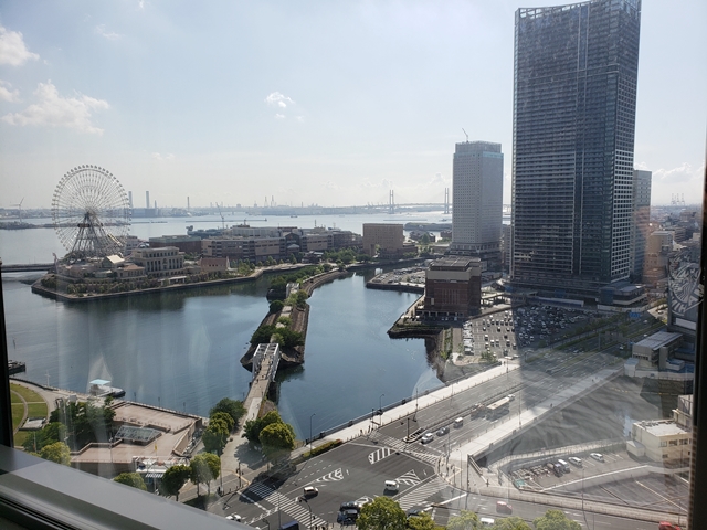 メインの客室からの昼間の景色その②