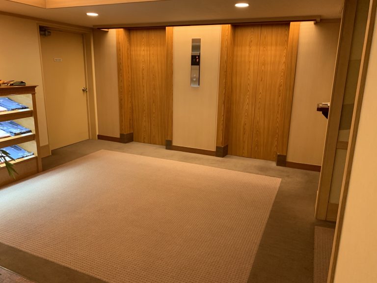 エレベーターホール客室階です。